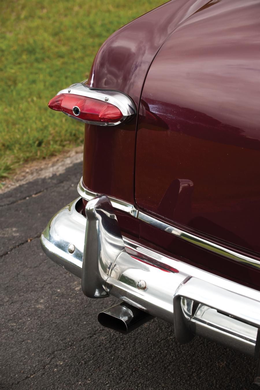  Ford Custom Convertible 1951 года  (фото 16 из 22)